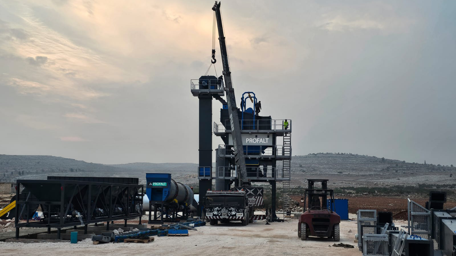 Installation of main tower